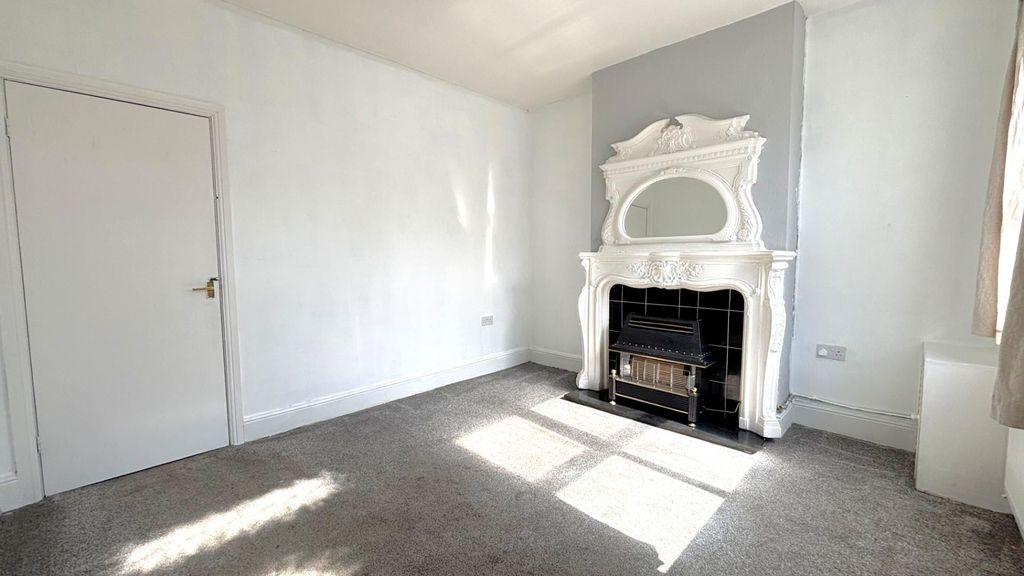 Property photo 2 of 7 Dartmouth Street Living Room 2.Jpeg