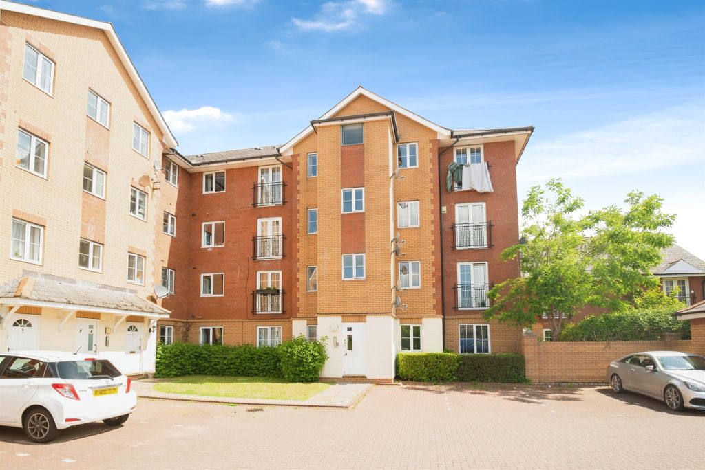 Property photo 1 of 17