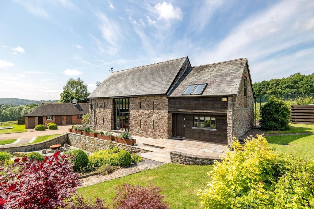 Additional image 13 of 6 bed detached house for saleThe Hendre, Monmouth, Monmouthshire NP25