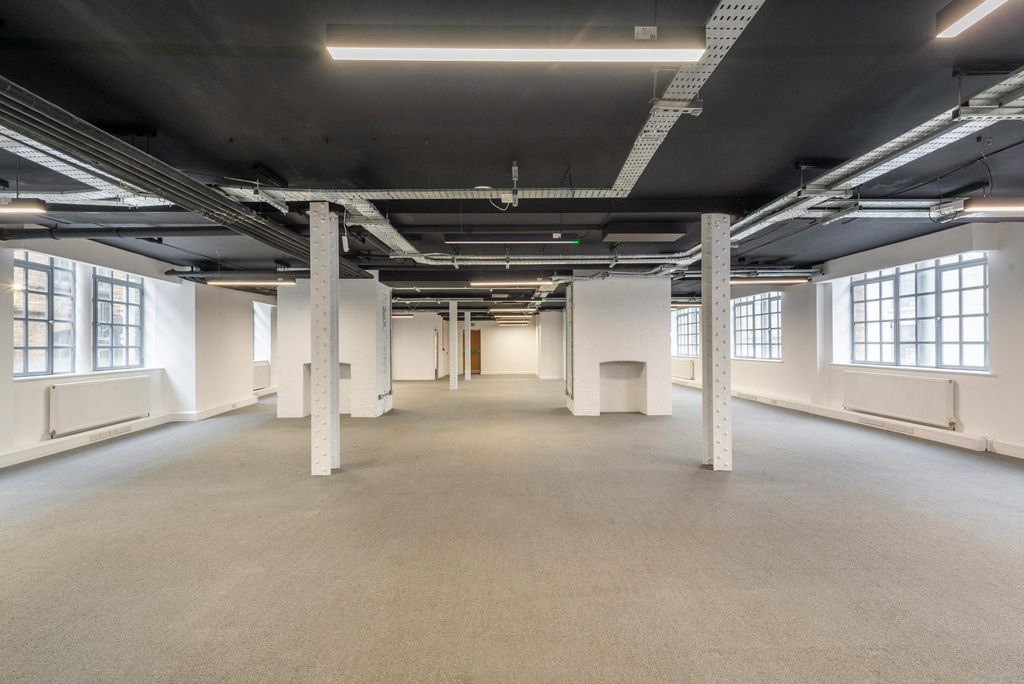 Property photo 3 of 7 Office 2.Jpg