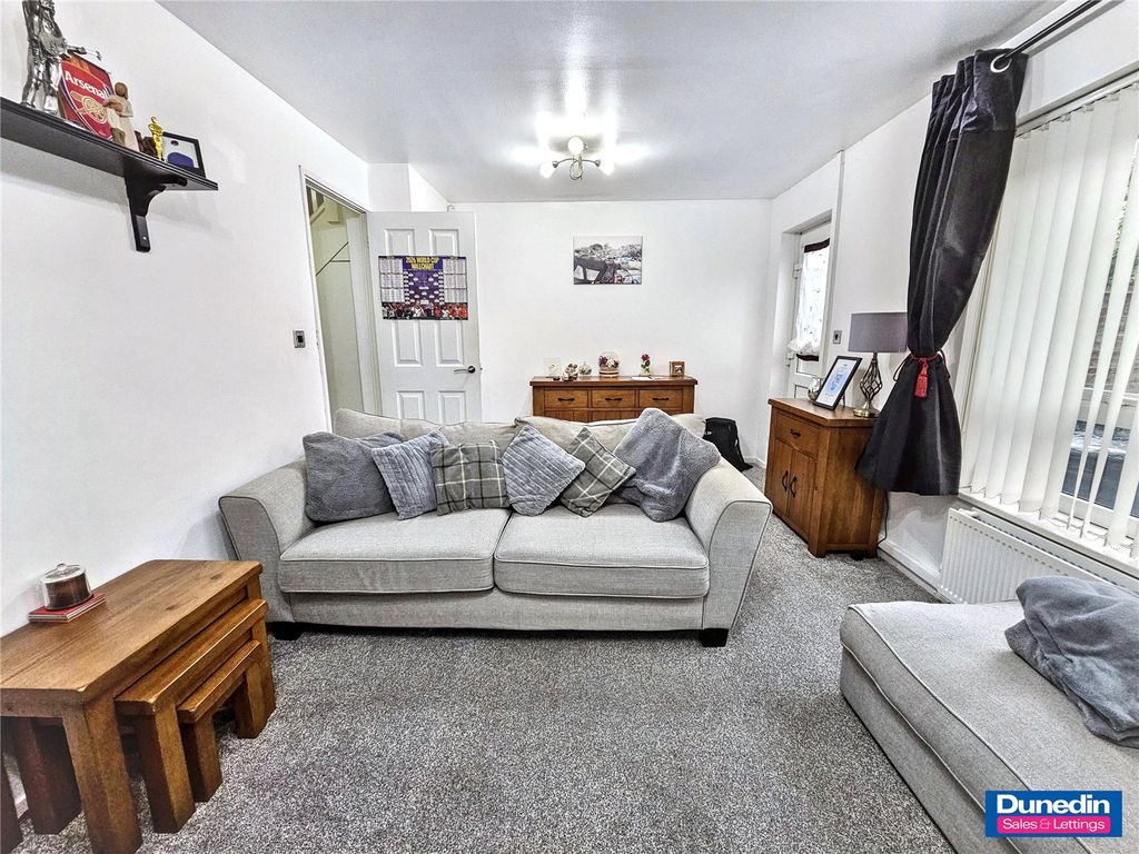 Property photo 3 of 13 Picture No. 21