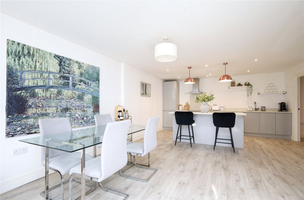 Property photo 3 of 13 Picture No. 31