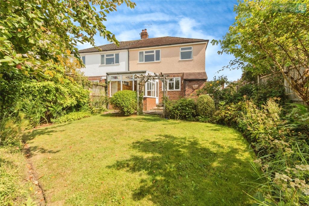 Property photo 2 of 18 Picture No. 23