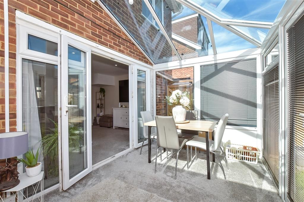 Property photo 1 of 14 Conservatory