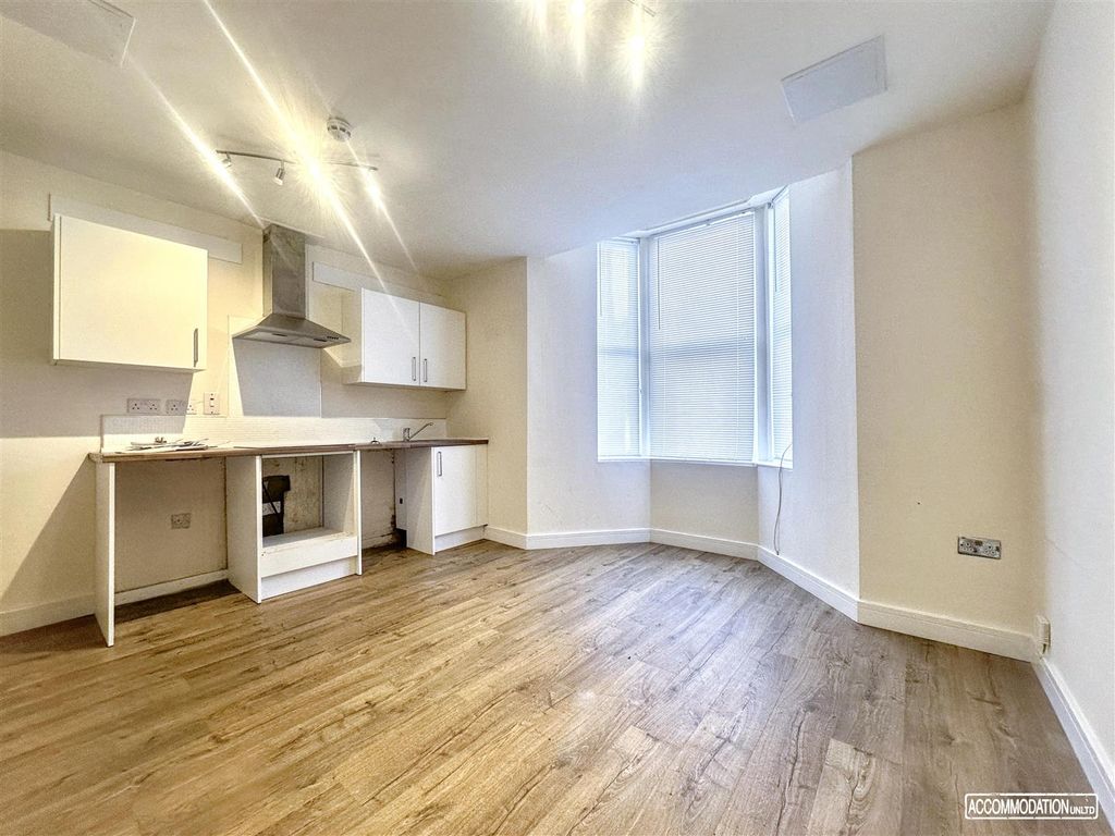 Property photo 2 of 10 Img_1929.Jpg