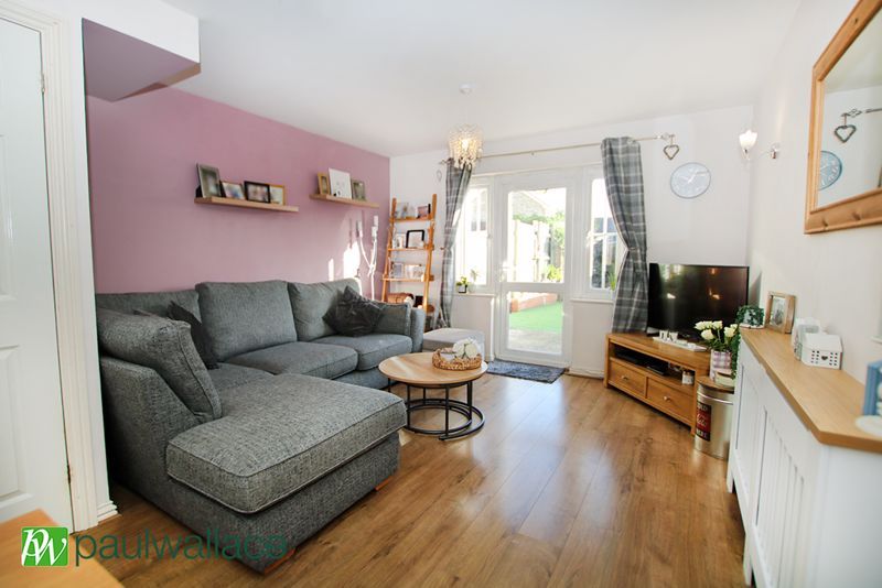 Property photo 2 of 12 Lounge