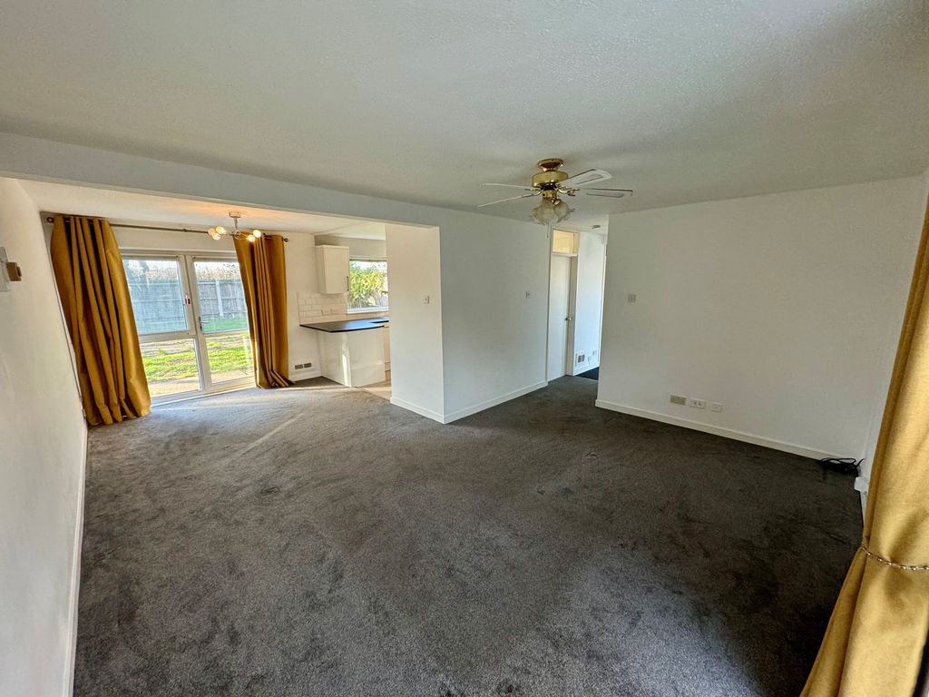 Property photo 2 of 13 Image