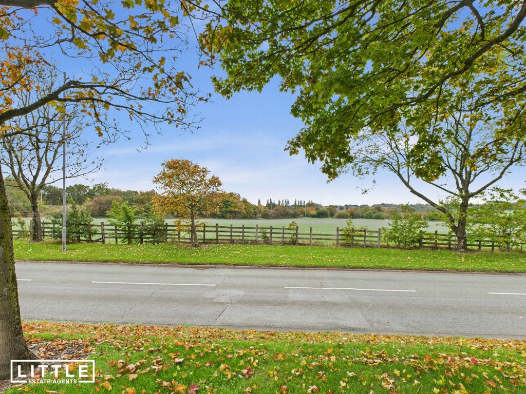 Property photo 2 of 29 Photo 30