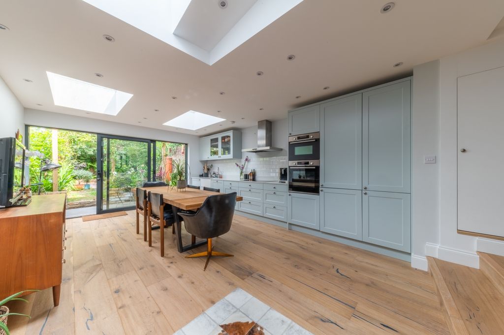 Property photo 1 of 20 Wellsway15