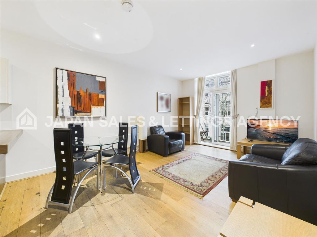 Property photo 2 of 12 Cam04401G0-Pr0101-Still011.Jpg