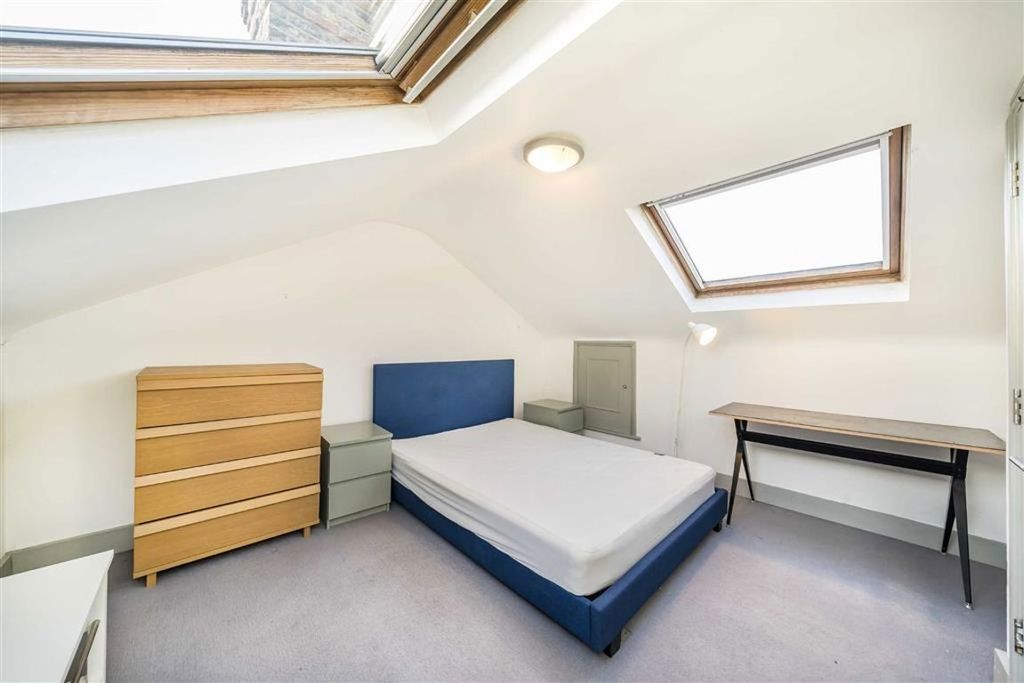 Property photo 3 of 9