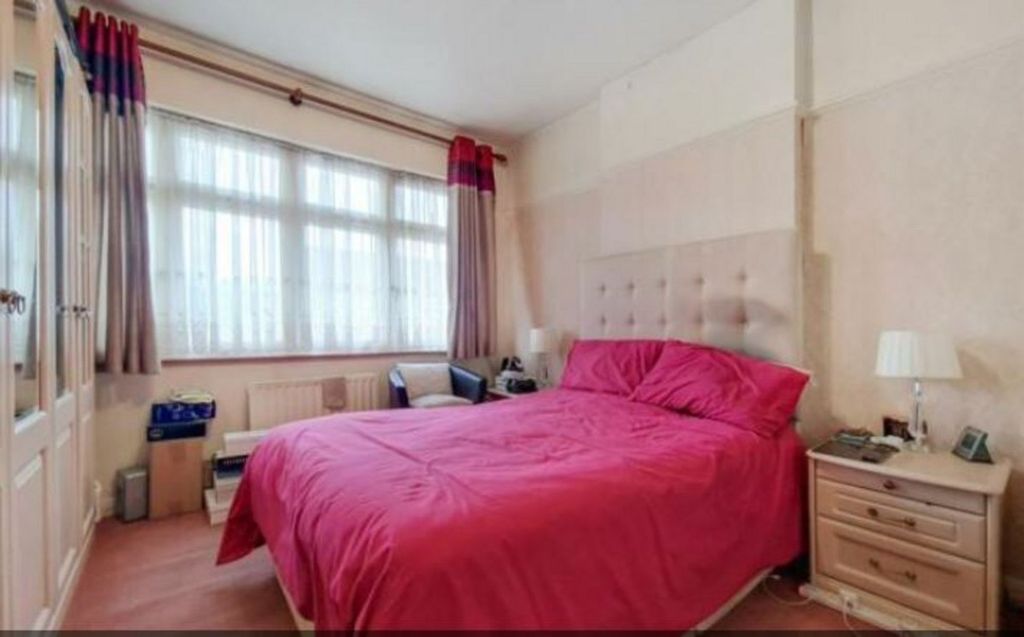 Property photo 3 of 8