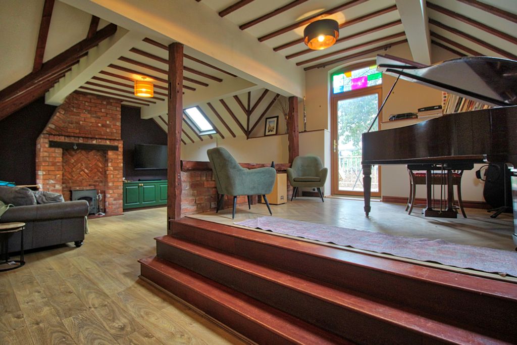Property photo 3 of 27 Img_5446