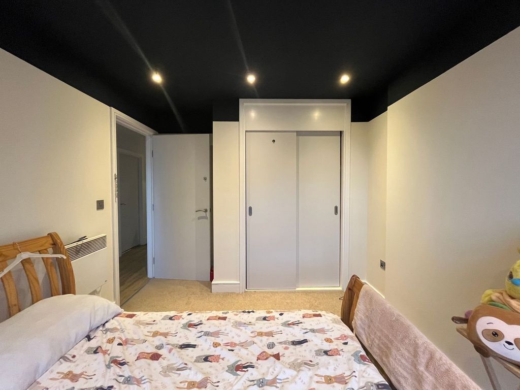 Property photo 3 of 7 Picture No. 02