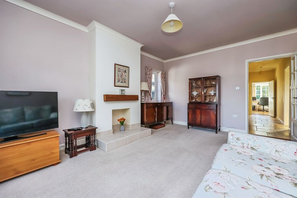 Property photo 3 of 22
