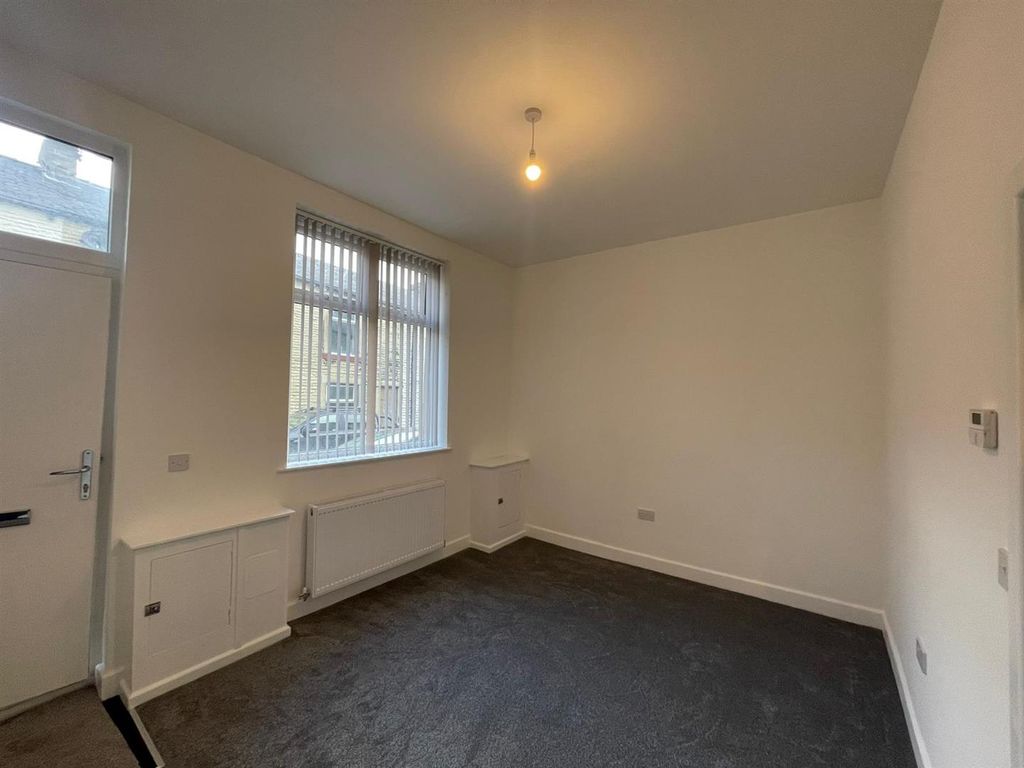 Property photo 2 of 11 Reception Room 1