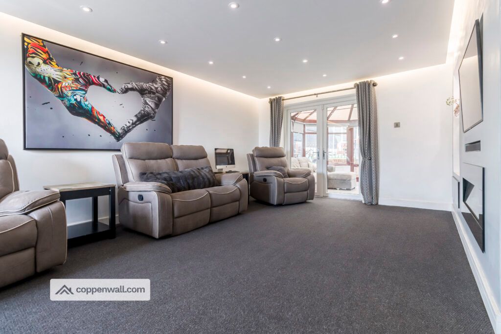 Property photo 2 of 42