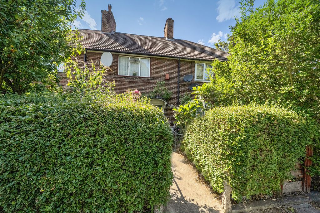 Property photo 1 of 18 1495179-3-6A5E388...
