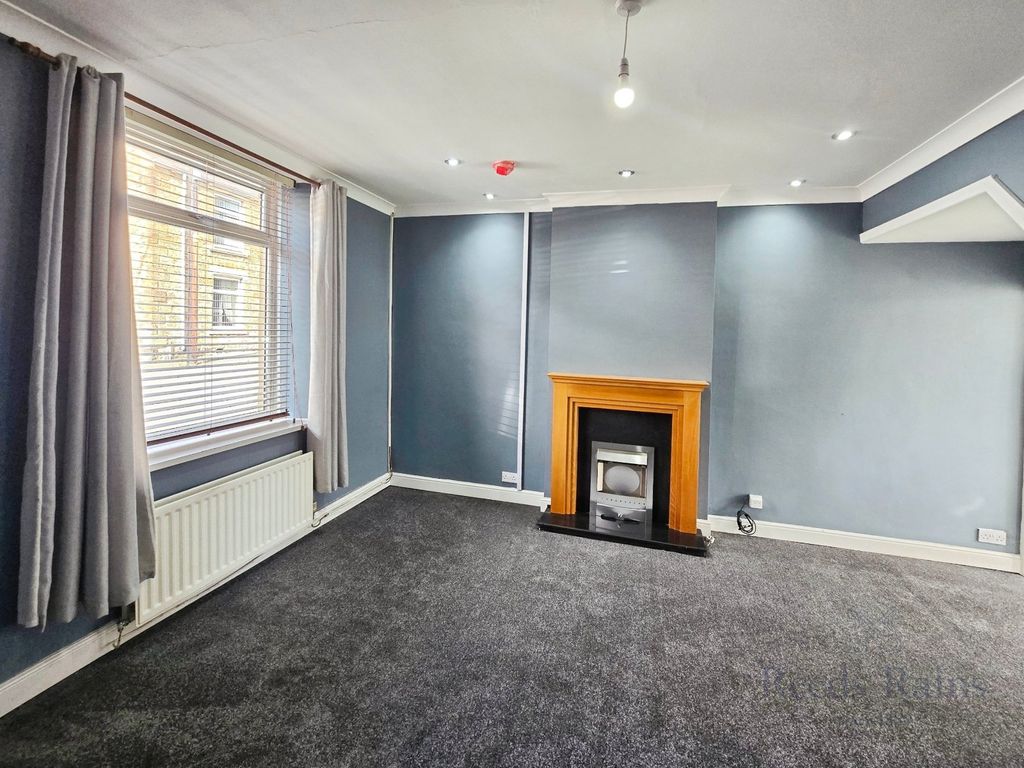 Property photo 2 of 17 Picture No. 08