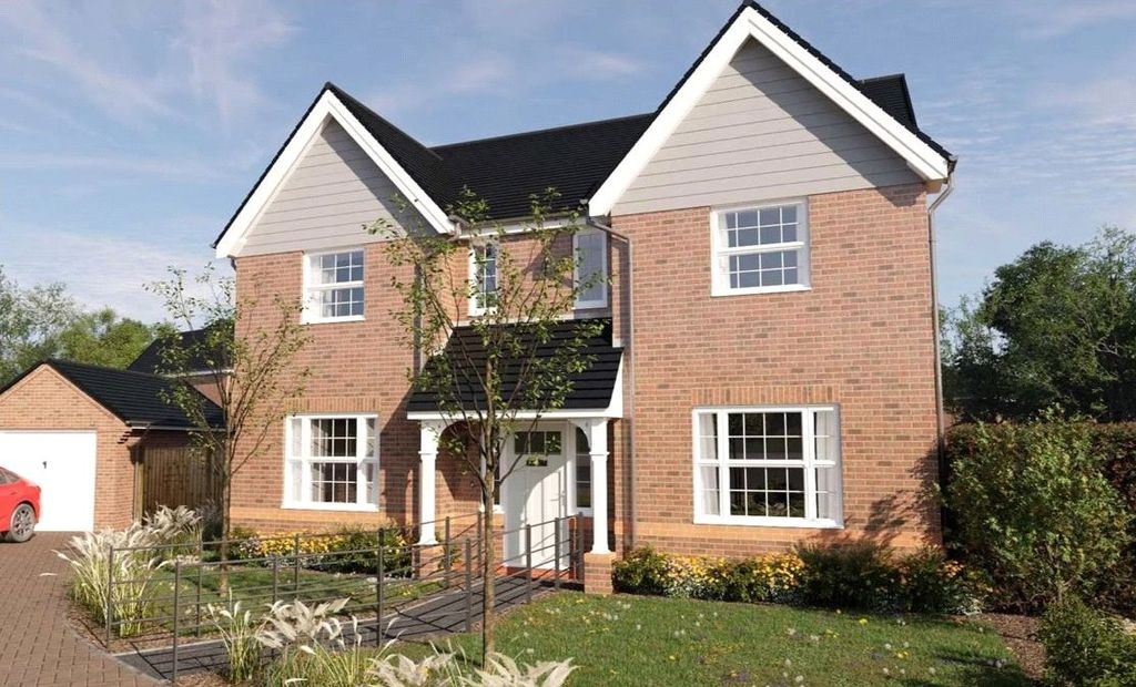 Property photo 1 of 8 External