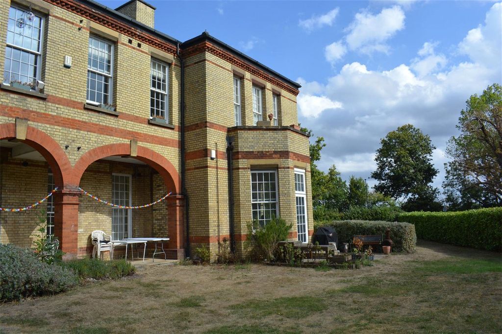 Property photo 2 of 7 Picture No. 04