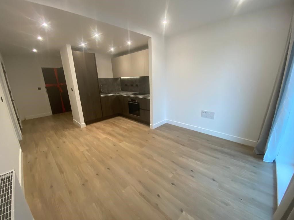 Property photo 3 of 10 Living Room