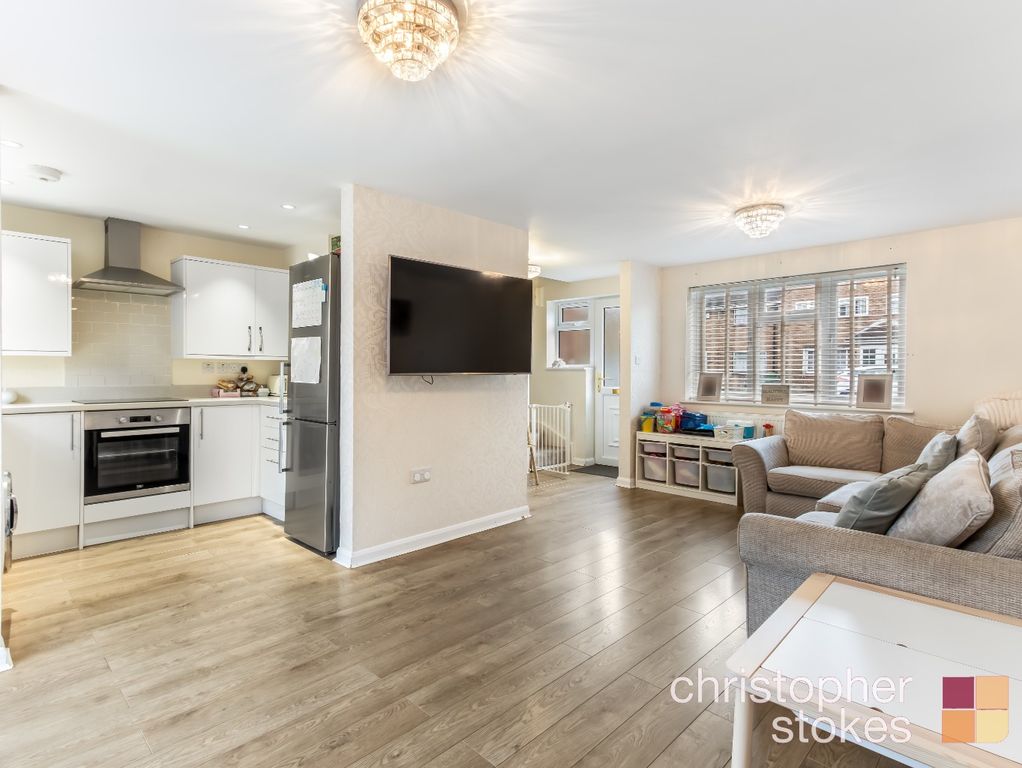 Property photo 2 of 17 4405532