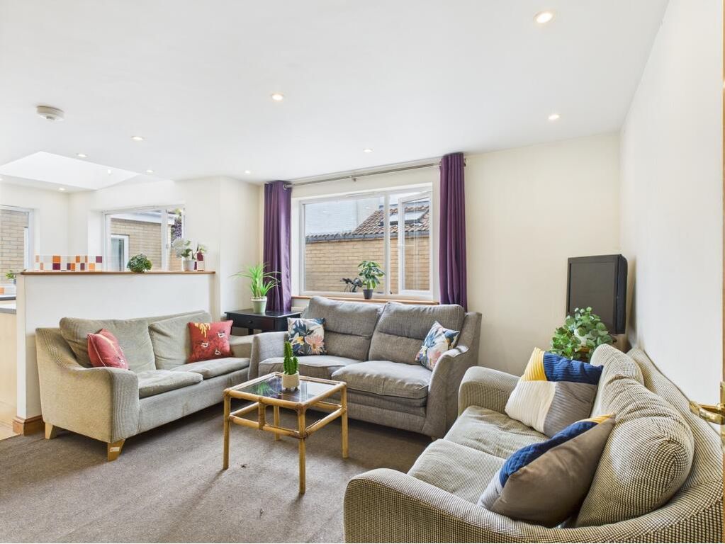 Property photo 1 of 14 Image