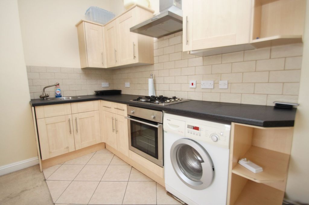 Property photo 1 of 5
