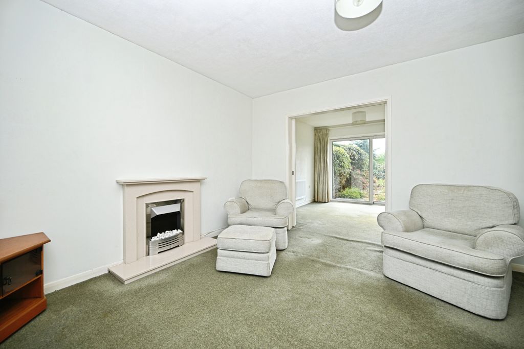 Property photo 3 of 24