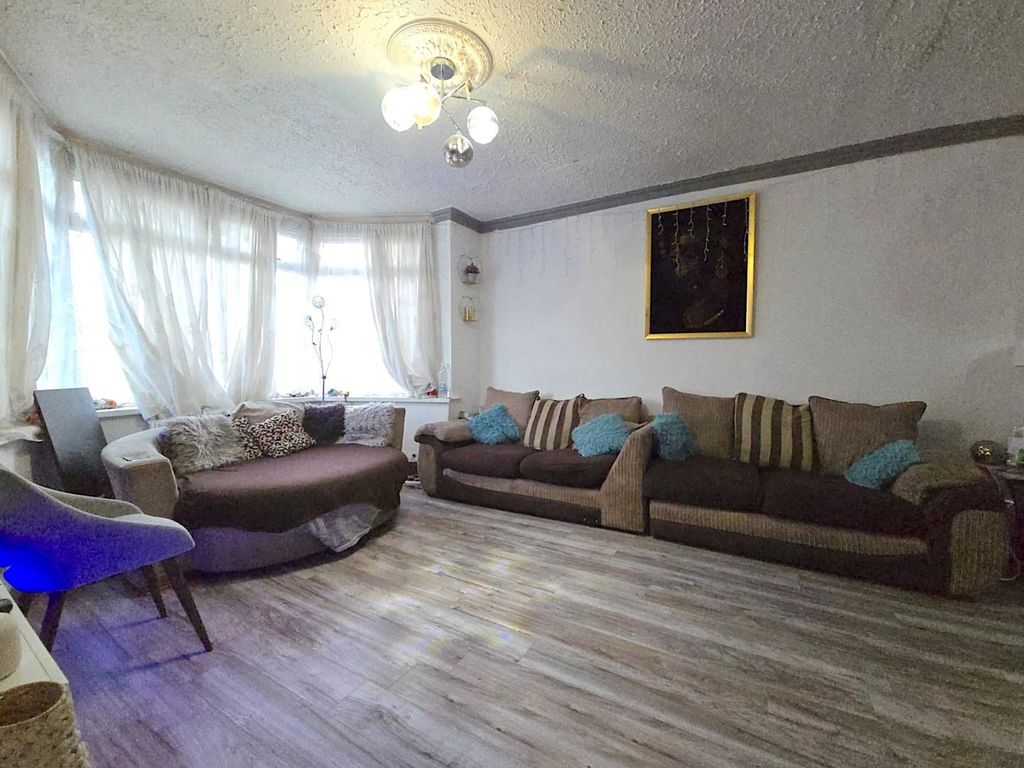 Property photo 3 of 20 Whatsapp Image 2026-03-12.49.14.Jpeg