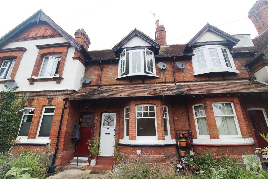 Property photo 1 of 8
