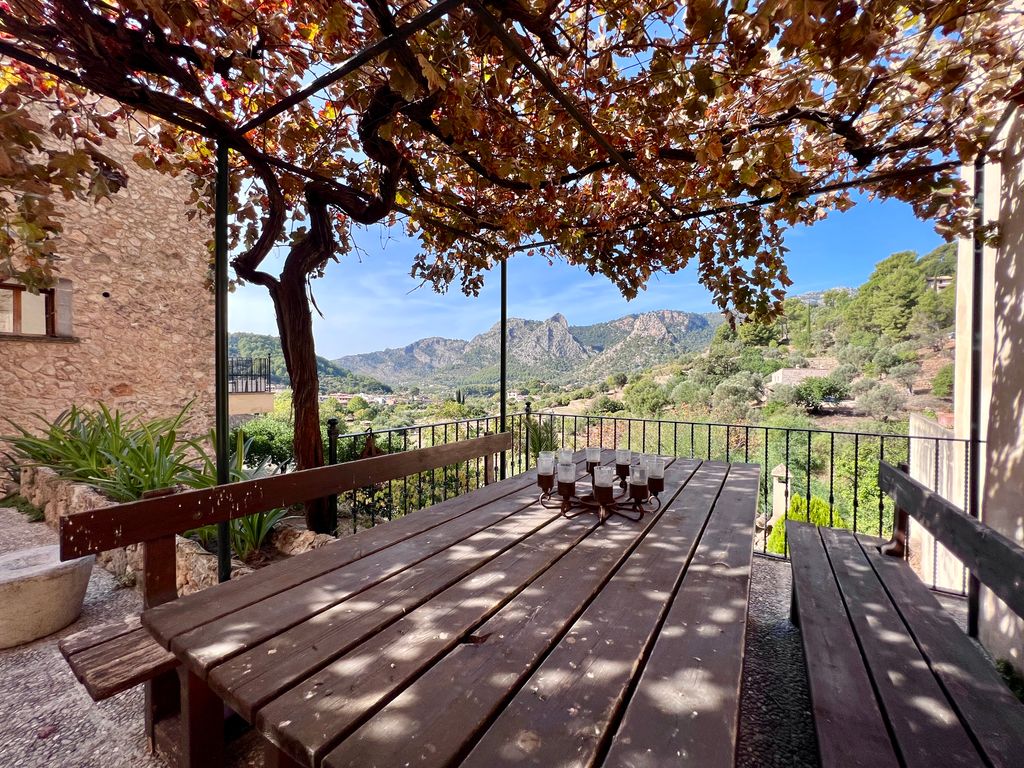 Property photo 3 of 21 Fullsizerender (4).Jpg