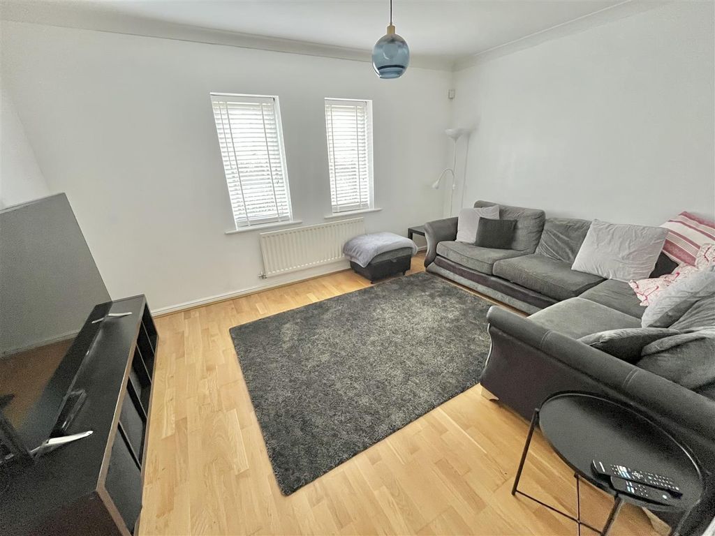 Property photo 2 of 35 Image 2