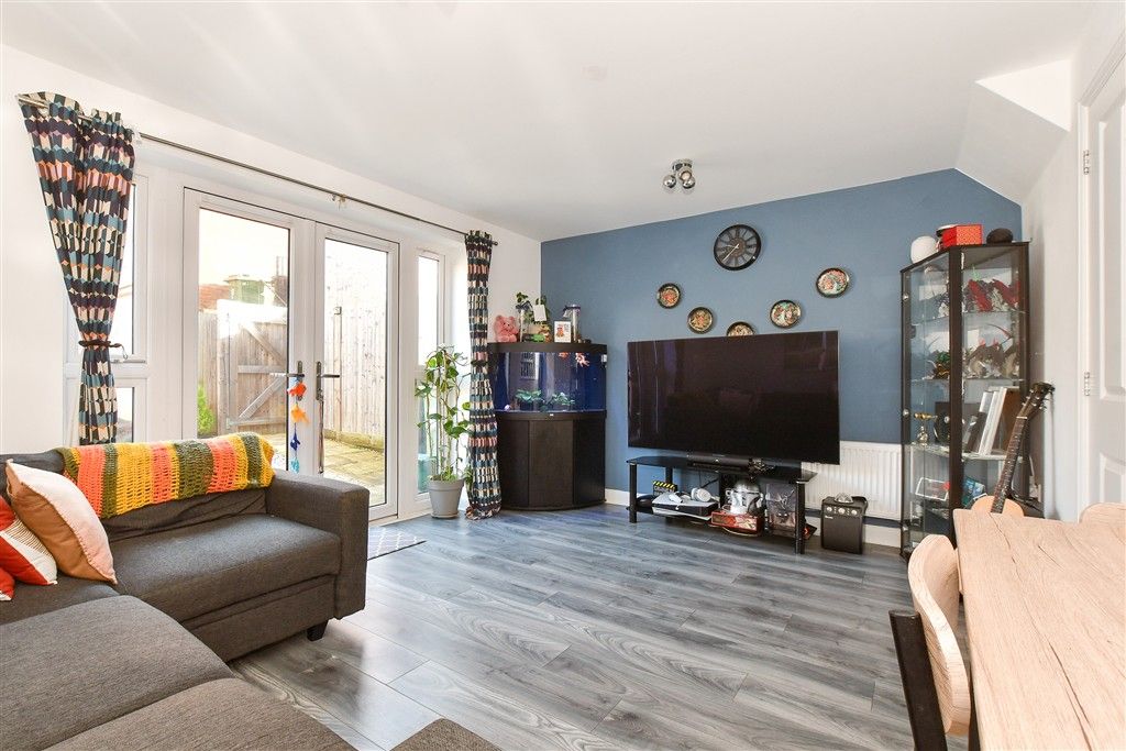 Property photo 3 of 9 Lounge/Dining Room