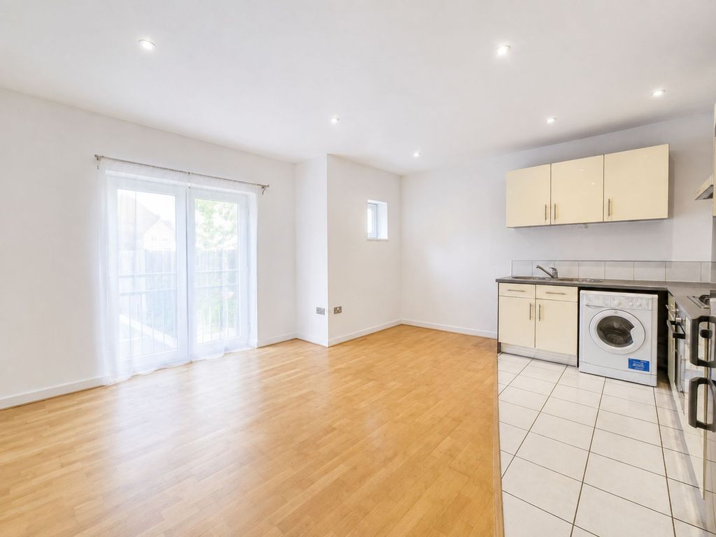 Property photo 2 of 5