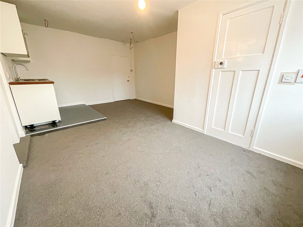Property photo 3 of 7 Picture No. 04