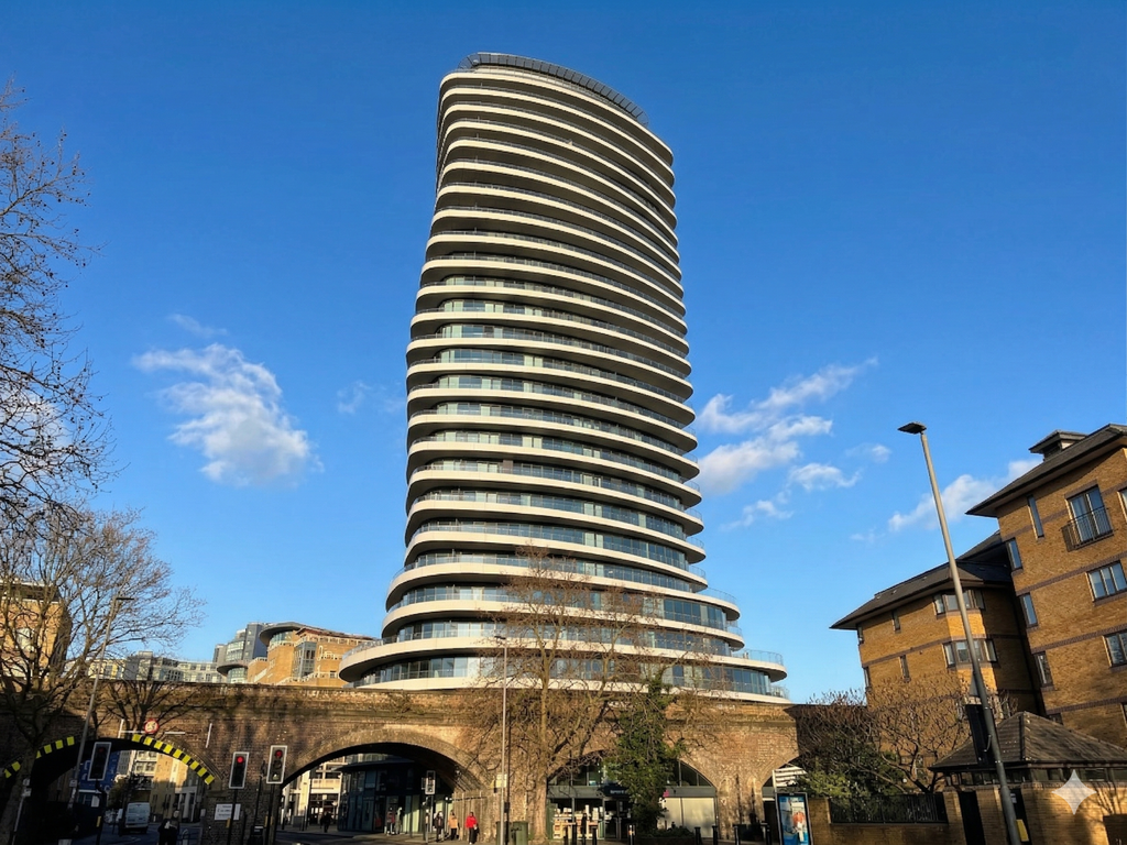 Property photo 1 of 25