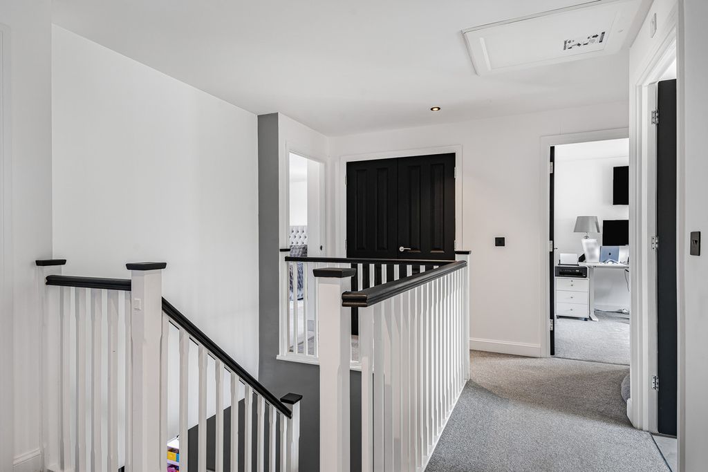 Additional image 30 of 5 bed detached house for saleFurrow Corner, Didcot OX11