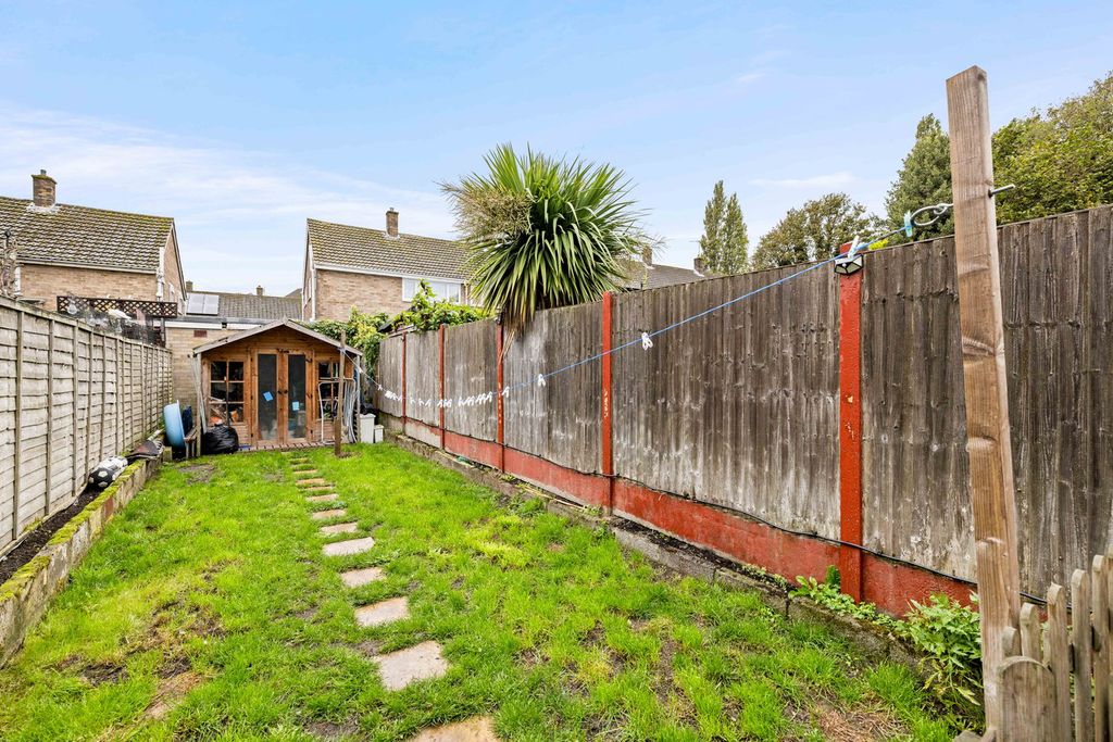 Property photo 2 of 9