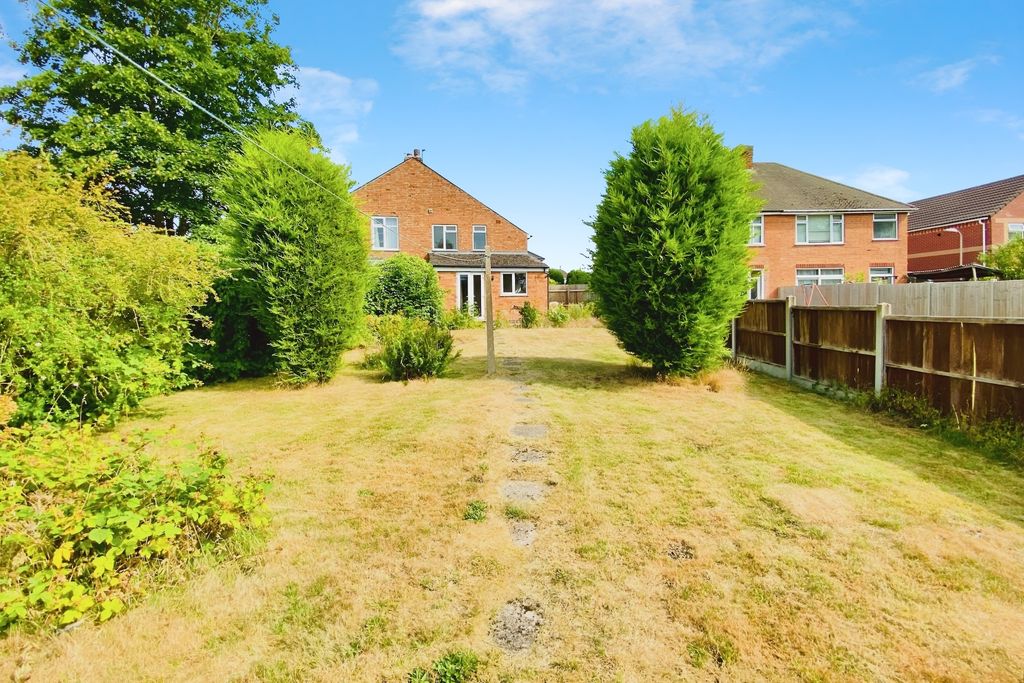 Property photo 2 of 24