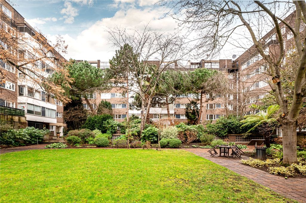 Property photo 2 of 16 Picture No. 08