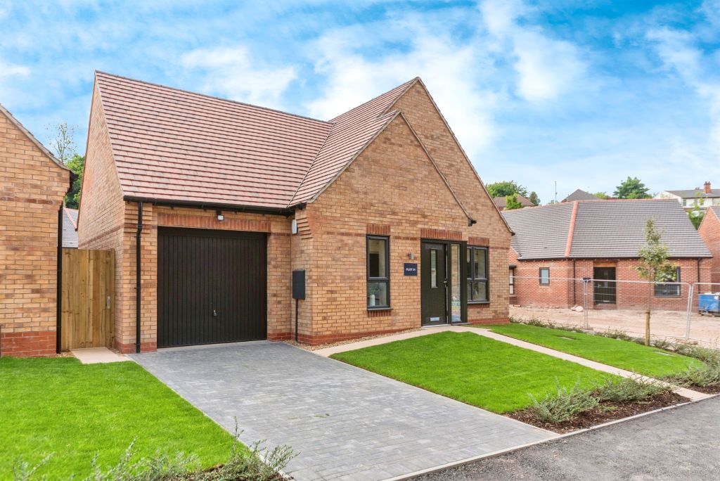 Property photo 1 of 16