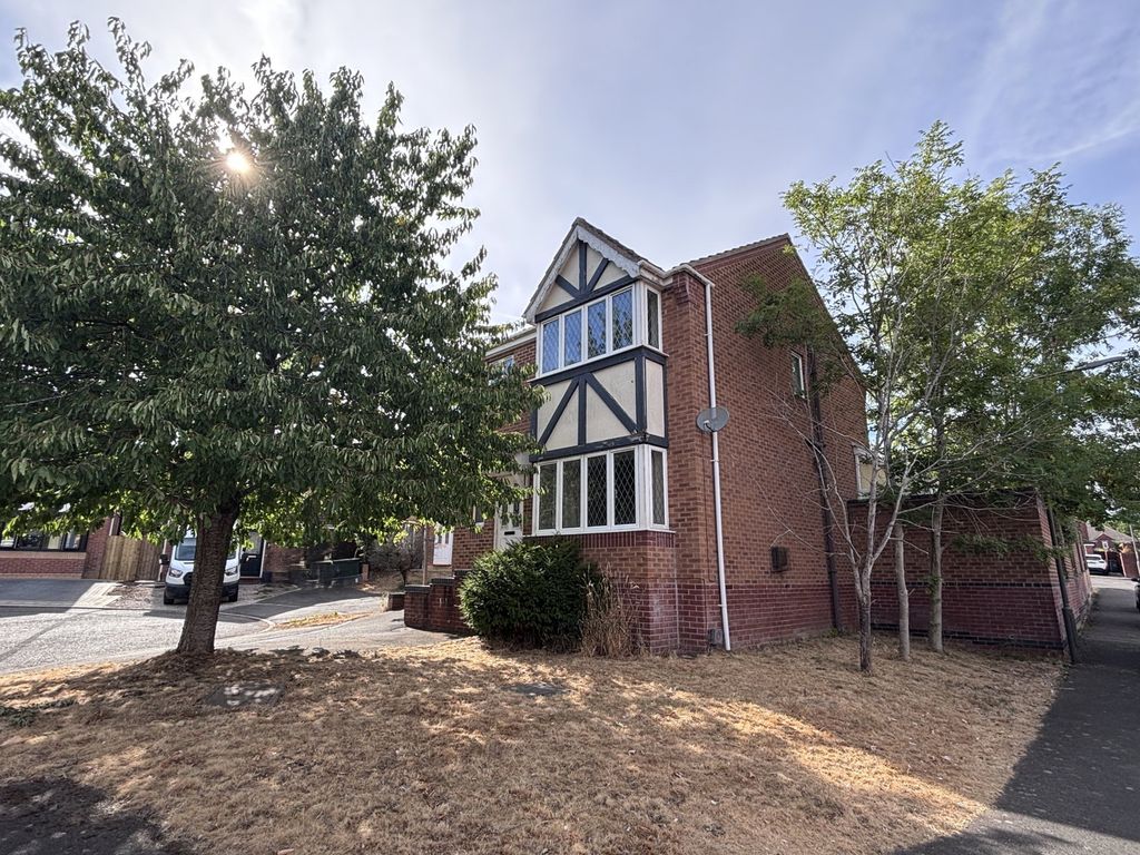 Property photo 1 of 21