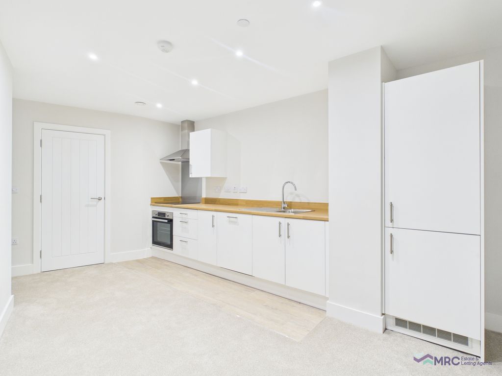 Property photo 2 of 6 Gallery