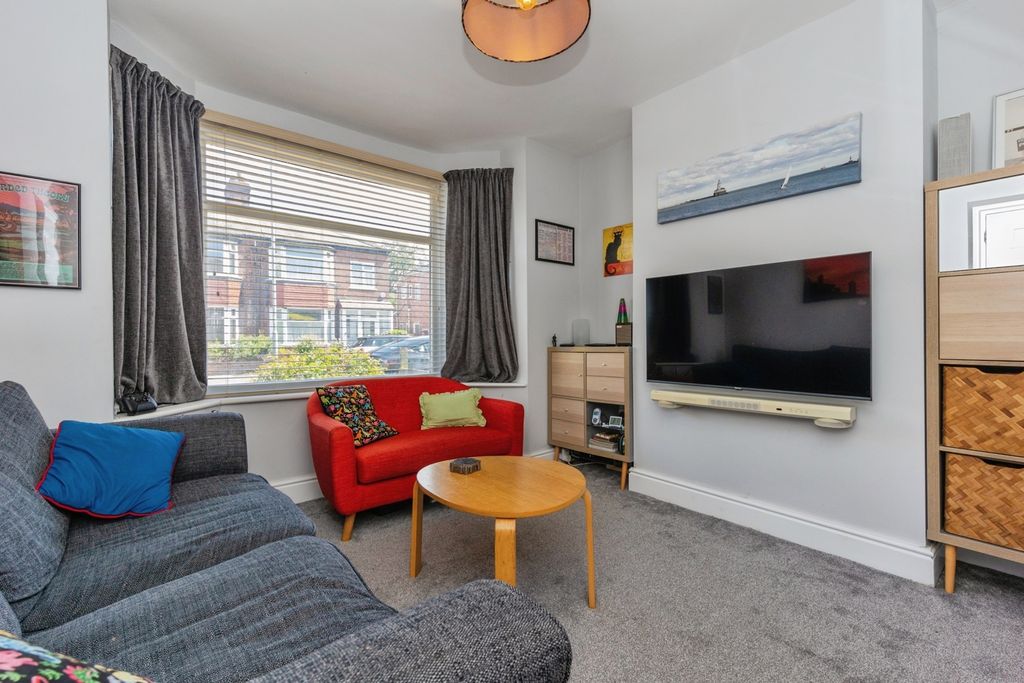 Property photo 3 of 22 Pbox-Img.Jpg