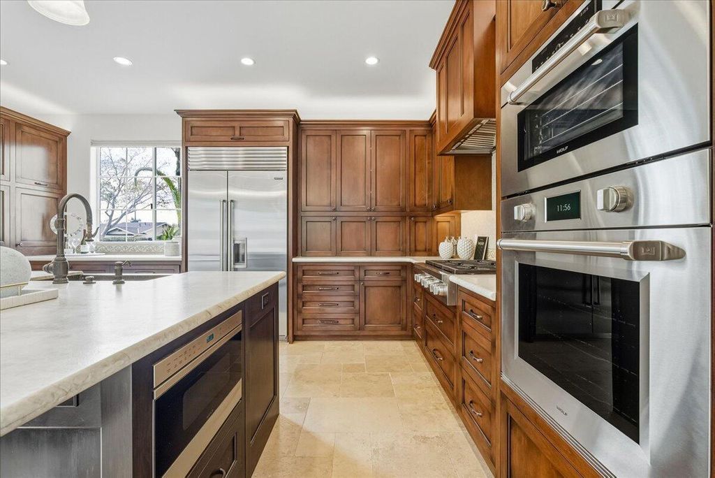 Property photo 2 of 10 <Alttext/>