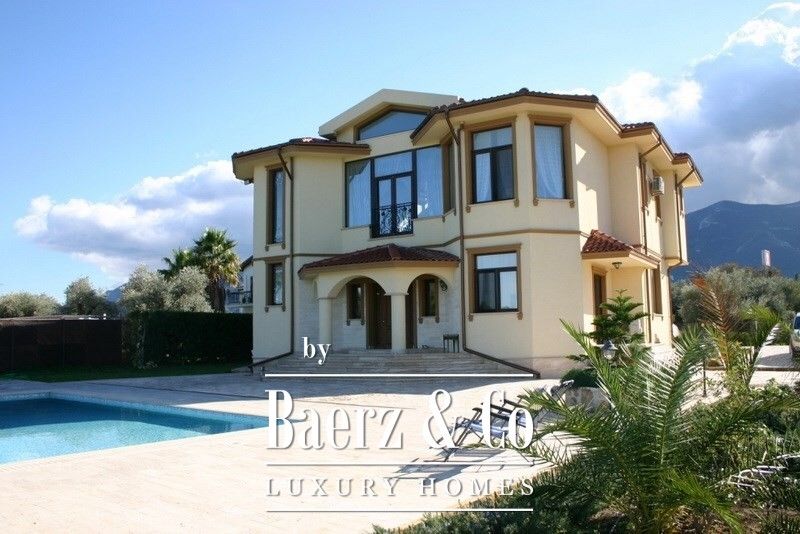 Property photo 1 of 34