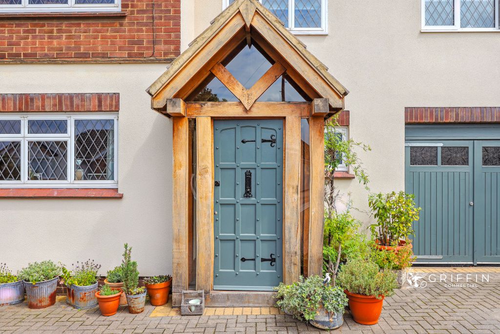 Property photo 2 of 34 2171A00922