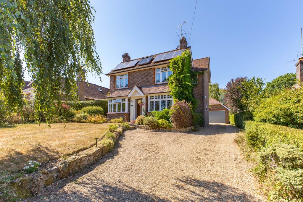 Property photo 1 of 31